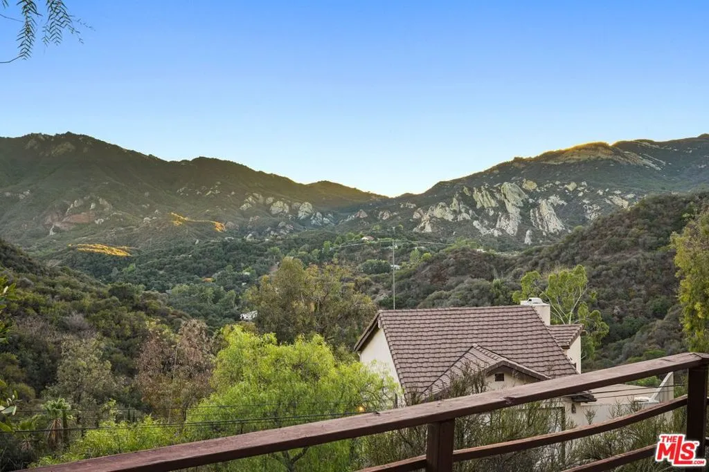 2158 Topanga Skyline Drive, Topanga, California 90290 home-pic-33
